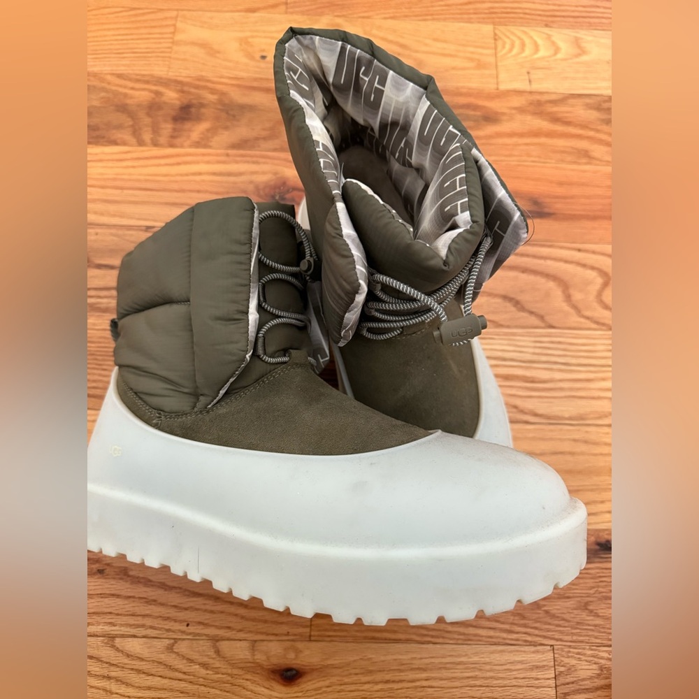 Ugg Olive And Light Gray Boots - image 2